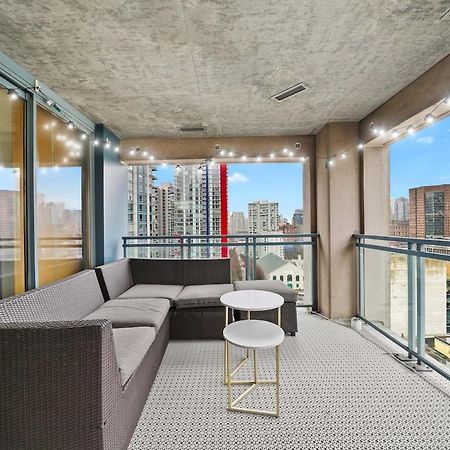 Beautiful 2 Bed Home Dt With Free Parking 溫哥華 外观 照片