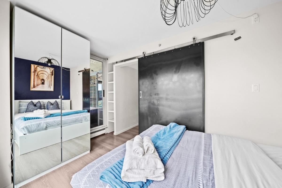 Beautiful 2 Bed Home Dt With Free Parking 溫哥華 外观 照片