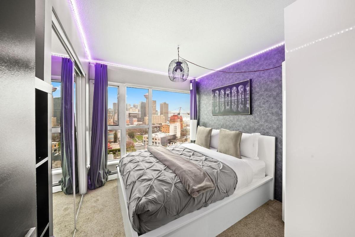 Beautiful 2 Bed Home Dt With Free Parking 溫哥華 外观 照片